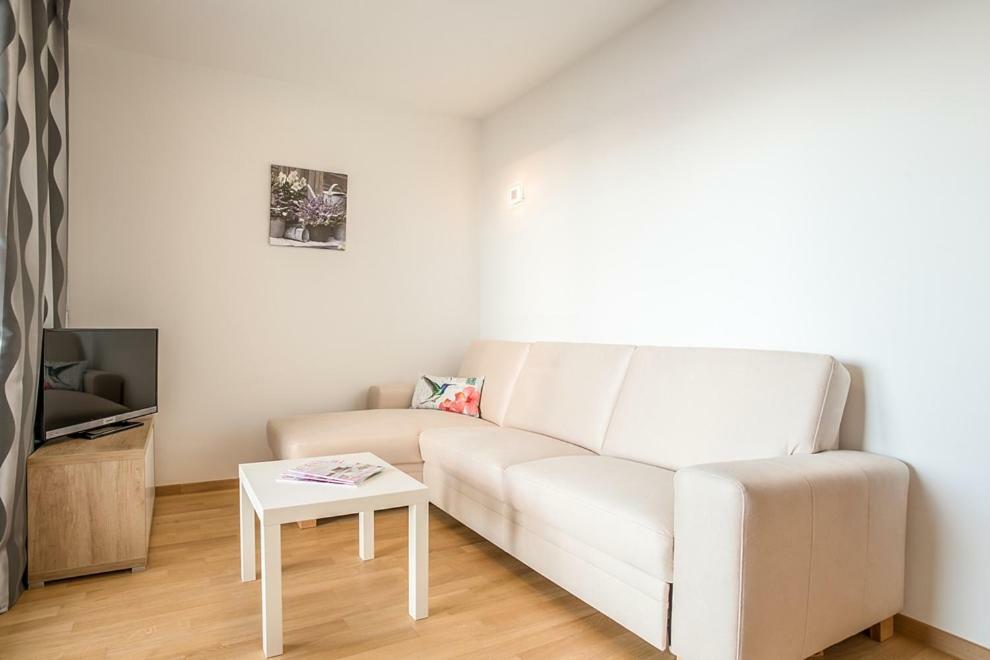 Apartments Jelena Ražanj Zewnętrze zdjęcie
